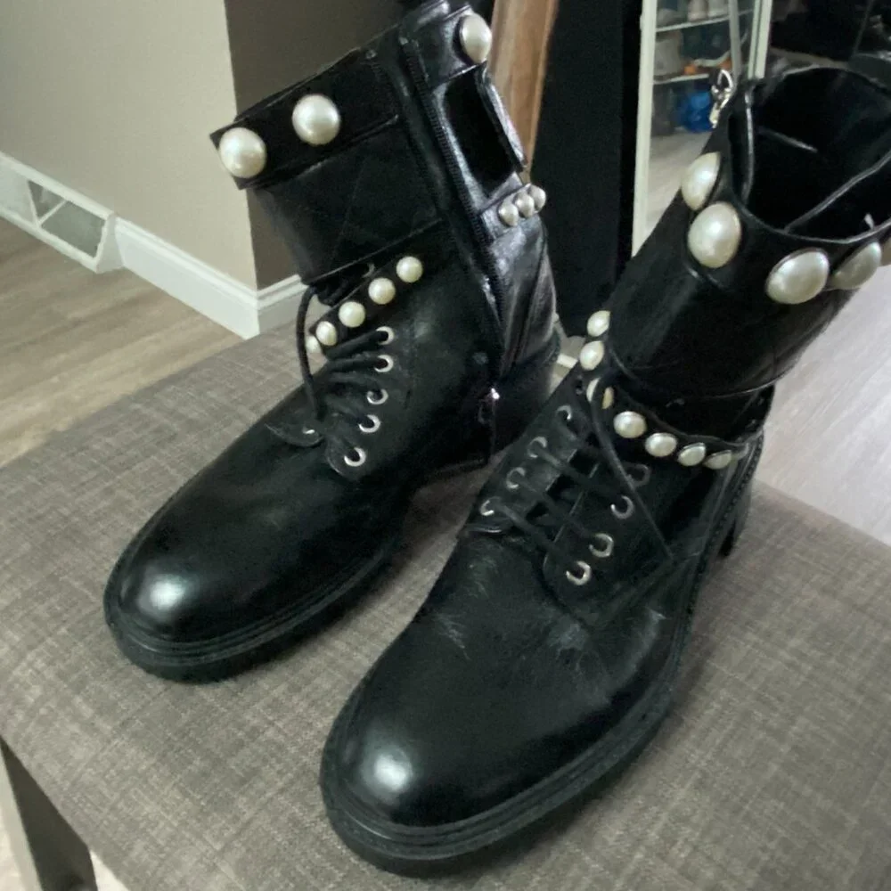 Zara Black Leather Pearl Studded Straps Lace Up Combat Goth Y2K Military Boots 9